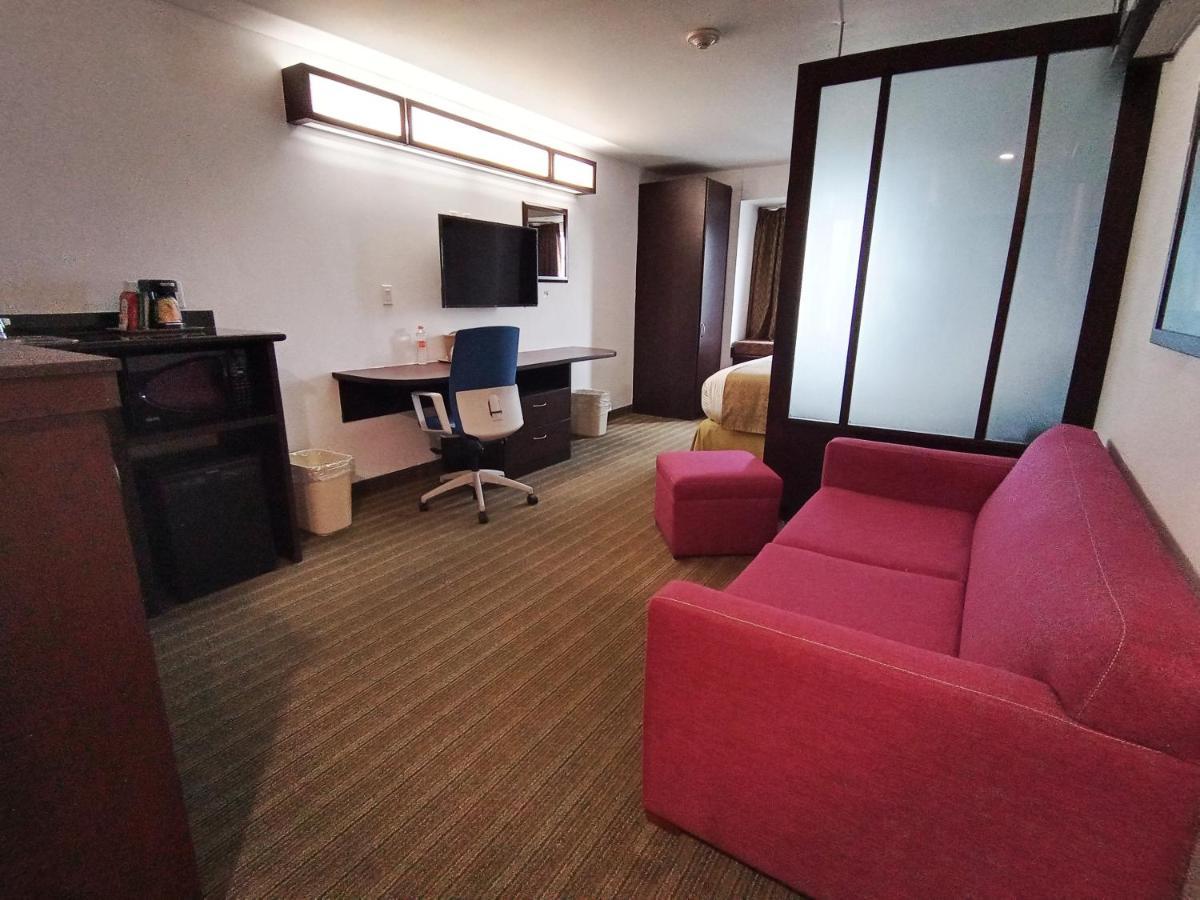 Microtel Inn And Suites By Wyndham Toluca Esterno foto