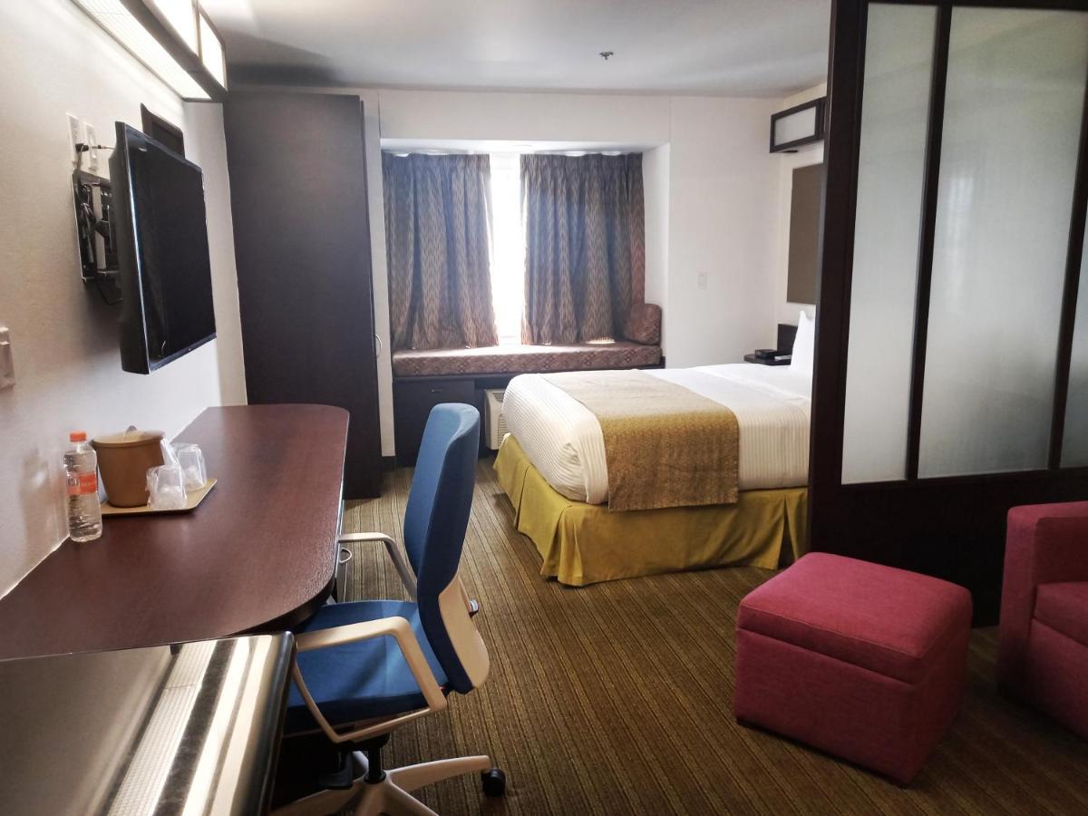 Microtel Inn And Suites By Wyndham Toluca Esterno foto