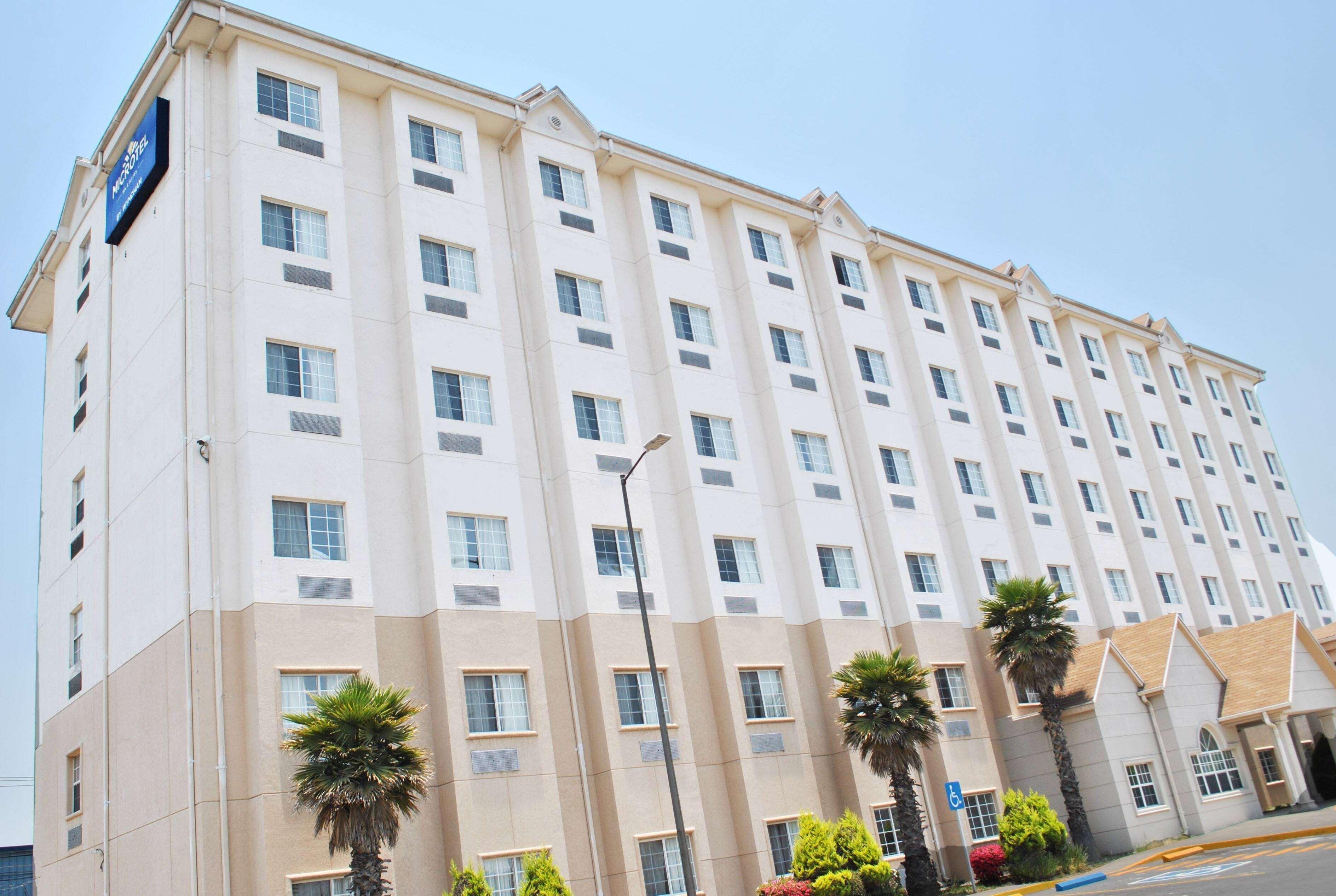 Microtel Inn And Suites By Wyndham Toluca Esterno foto