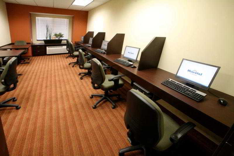 Microtel Inn And Suites By Wyndham Toluca Servizi foto